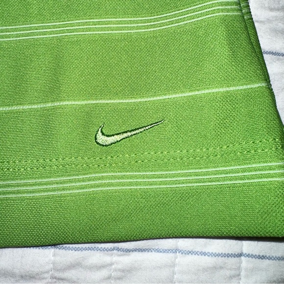 Nike Golf ladies sleeveless top XS Green Date Of Release Summer 2009 - Picture 2 of 8